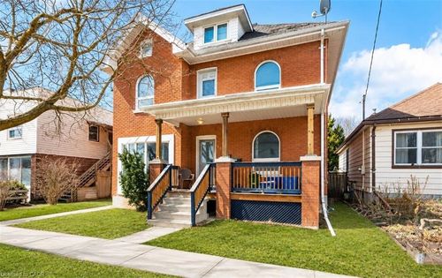 219 Erie Ave, Brantford, ON, N3S2H1 | Card Image