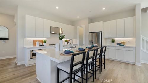 66 Dudley, Irvine, CA, 92618-5938 | Card Image
