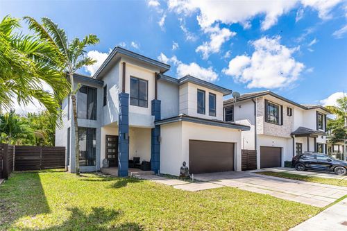 16058 Sw 136th Way, Miami, FL, 33196-1824 | Card Image