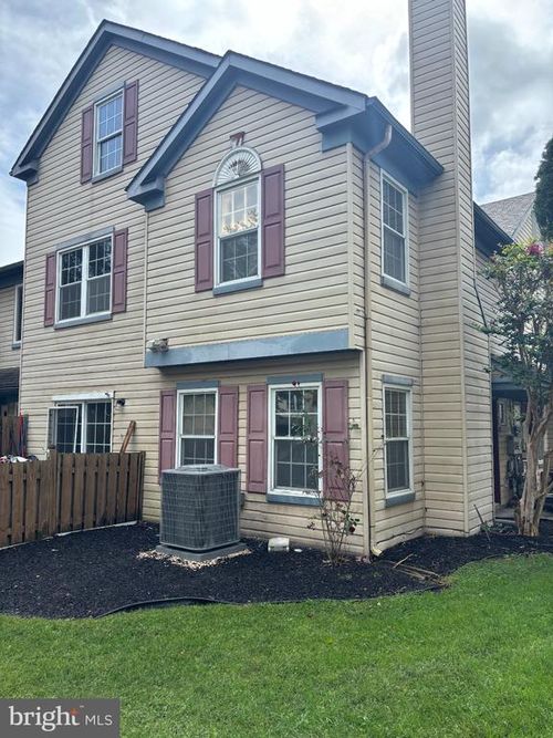 226 Stonebridge Blvd, NEW CASTLE, DE, 19720-6708 | Card Image