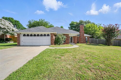 502 Highland Oaks Dr, Greenville, TX, 75402-8037 | Card Image