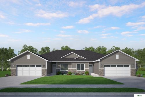 1824 N Maine Avenue, York, NE, 68467 | Card Image