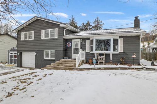 36 Skunk Hollow Road, La Crescent, MN, 55947 | Card Image
