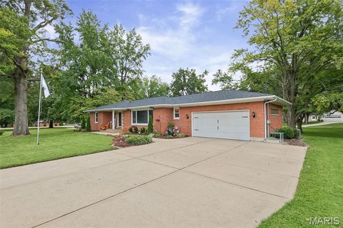50 Will Vina Dr, Collinsville, IL, 62234-5433 | Card Image