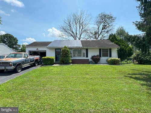 17911 Oak Ridge Dr, HAGERSTOWN, MD, 21740-7819 | Card Image