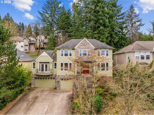 11073 Se Rimrock Dr, Happy Valley, OR, 97086-9671 | Card Image