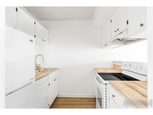 205d-2707 Valmont Rd, Boulder, CO, 80304-2916 | Card Image