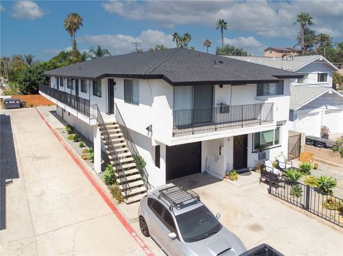 a-226 N Citrus Ave, Vista, CA, 92084-5408 | Card Image
