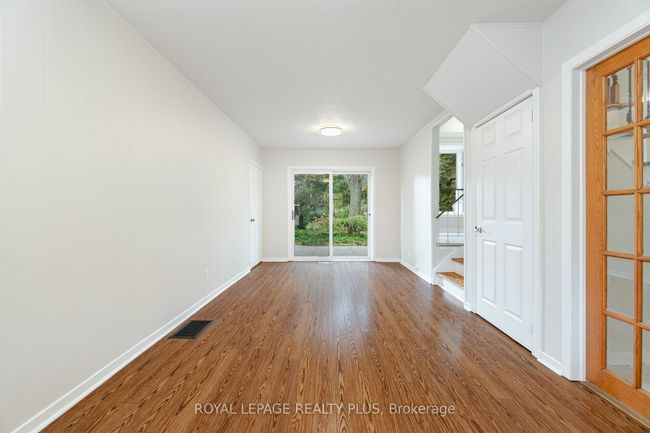 334 Oakwood Dr, House other with 3 bedrooms, 3 bathrooms and 2 parking in Burlington ON | Image 12