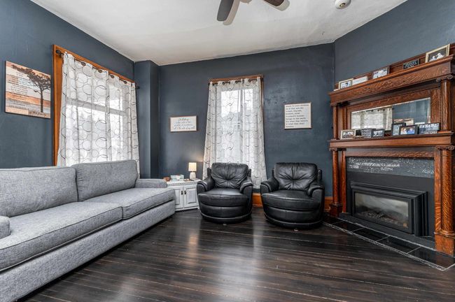 158 E Water St, House other with 4 bedrooms, 4 bathrooms and null parking in SHULLSBURG WI | Image 8