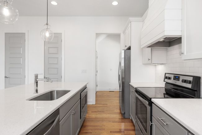 300 Tillman Ln, House attached with 3 bedrooms, 3 bathrooms and 1 parking in Nashville TN | Image 12