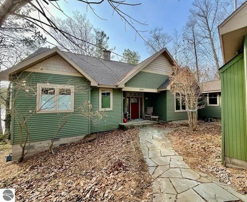 2969 Crescent Shores Drive, Traverse City, MI, 49685 | Card Image