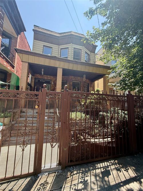 3274 Decatur Ave, Bronx, NY, 10467-3502 | Card Image