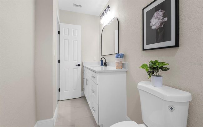 3907 W Walnut St, House other with 2 bedrooms, 1 bathrooms and null parking in TAMPA FL | Image 23
