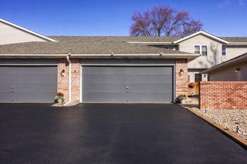 2590 Brookwood Dr, Crown Point, IN, 46307 | Card Image