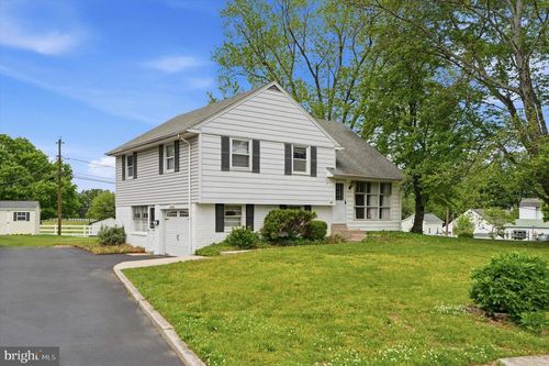 565 Dartmouth Dr, KING OF PRUSSIA, PA, 19406-1943 | Card Image