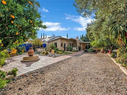 6033 Fulcher Ave, North Hollywood, CA, 91606-4925 | Card Image