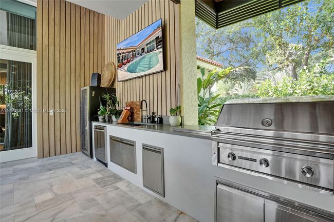 2670 Cypress Ln, House other with 5 bedrooms, 6 bathrooms and null parking in Weston FL | Image 79