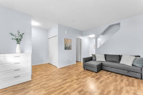 3-27295 30 Avenue, Langley, BC, V4W3J6 | Card Image