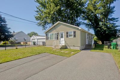 27 Laurel Street, House other with 3 bedrooms, 1 bathrooms and null parking in Chicopee MA | Image 2