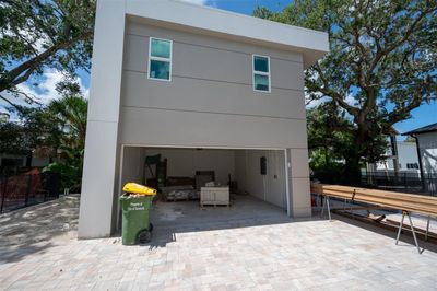 2430 Floyd Street, House other with 6 bedrooms, 4 bathrooms and null parking in Sarasota FL | Image 3