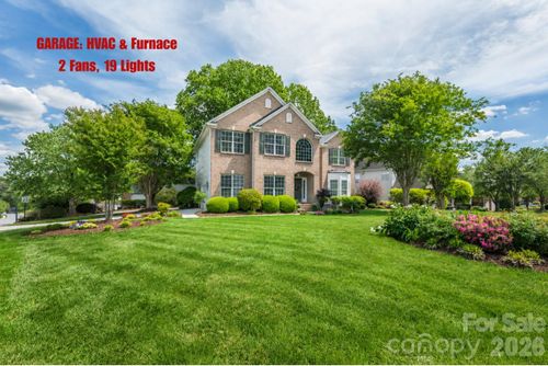 15936 Northstone Dr, Huntersville, NC, 28078-5765 | Card Image