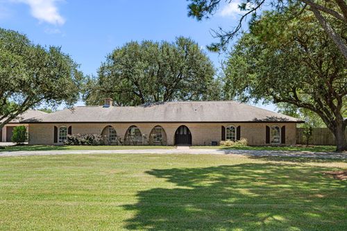 3148 Fm 333 Rd, Garwood, TX, 77442-4126 | Card Image