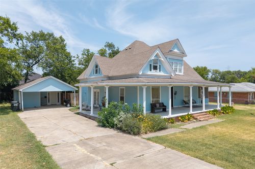 605 E 9th St, Kemp, TX, 75143-7705 | Card Image