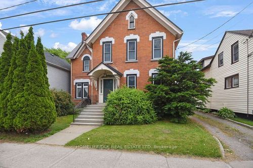 49 Pearl St W, Brockville, ON, K6V4B7 | Card Image