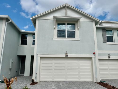 circle-625 Salisbury Cir, Fort Pierce, FL, 34982-3990 | Card Image