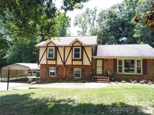 5812 Donegal Dr, Charlotte, NC, 28212-6717 | Card Image