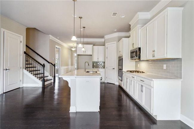 510 Suwanee Pass Ln, Townhouse with 3 bedrooms, 4 bathrooms and null parking in Suwanee GA | Image 14