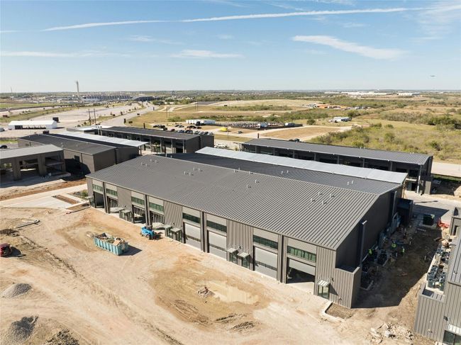 160 - 8001 Circuit Of The Americas Blvd, Condo with 0 bedrooms, 2 bathrooms and 12 parking in Del Valle TX | Image 6