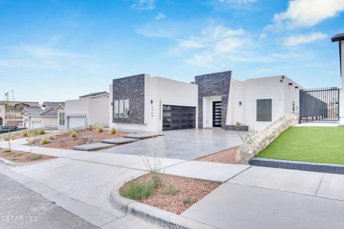 706849 Enchanted Park Dr, El Paso, TX, 79911-7546 | Card Image