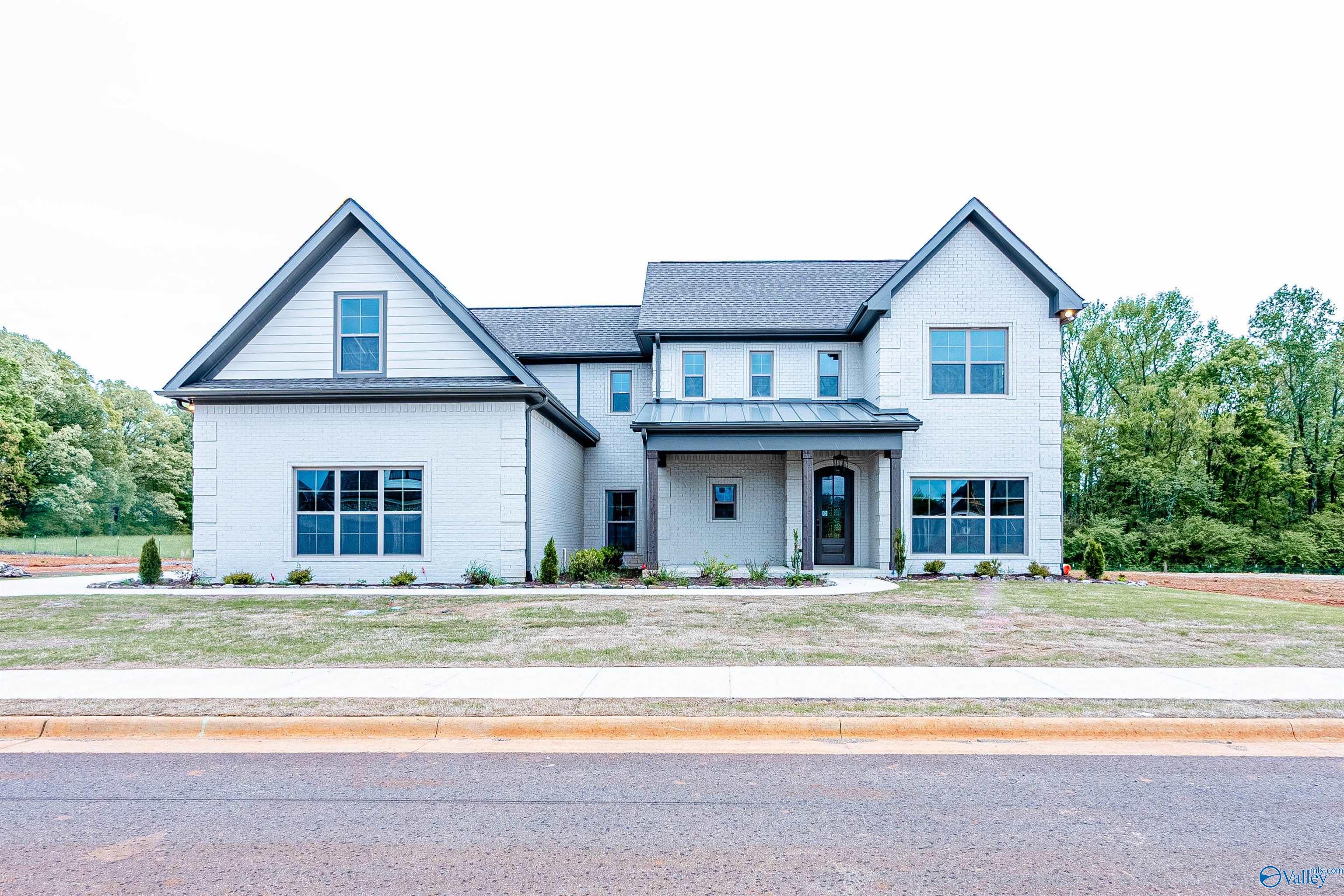 Darby Dr, Athens, AL 35613 #1