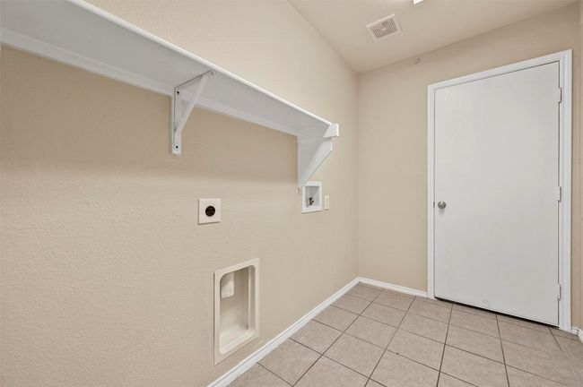 10325 Fossil Valley Dr, House other with 4 bedrooms, 3 bathrooms and null parking in Fort Worth TX | Image 7