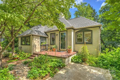 4 Duke St, Asheville, NC, 28803-2208 | Card Image