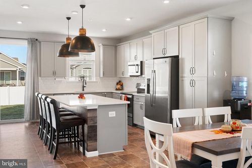 12612 Chambliss Dr, HAGERSTOWN, MD, 21740-1098 | Card Image