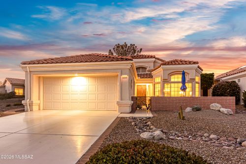 1935 E Cirrus View Drive, Oro Valley, AZ, 85755 | Card Image
