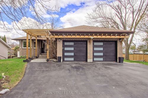 24 Maple Grove Rd, Lindsay, ON, K9V4R6 | Card Image