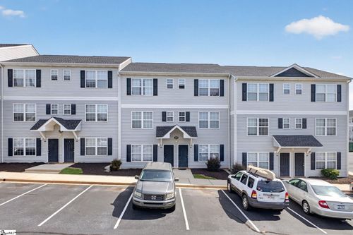 apt-e-215E Campus Dr, Central, SC, 29630-4082 | Card Image
