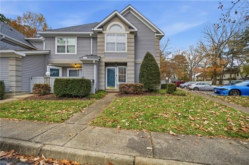 818 Rue Marseille, Chesapeake, VA, 23320-6675 | Card Image