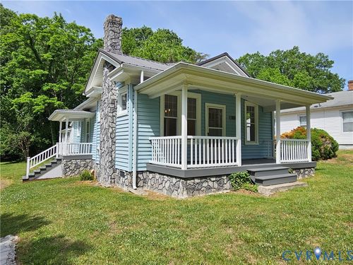 913 W Osborn Road, Farmville, VA, 23901 | Card Image