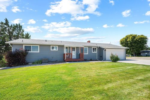 227 N 10th St, Parma, ID, 83660-5908 | Card Image