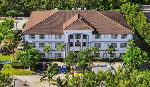 713 W Palm Dr, Florida City, FL, 33034-3223 | Card Image