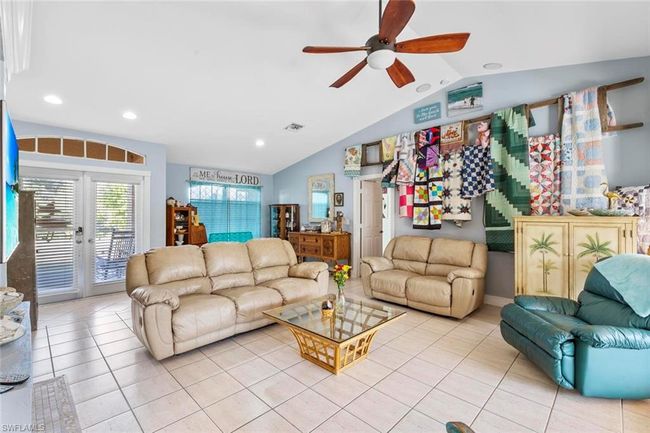 2015 San Marco Rd, House other with 3 bedrooms, 2 bathrooms and null parking in MARCO ISLAND FL | Image 8