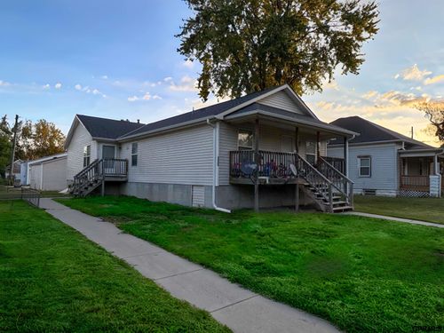 136 B St, Lincoln, NE, 68502-1071 | Card Image