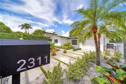 0-2311 Sw 23rd St, Miami, FL, 33145 | Card Image