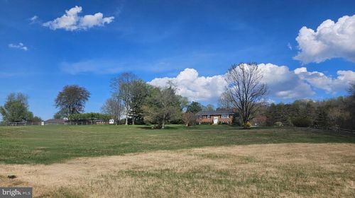 6163 Georgetown Rd, BROAD RUN, VA, 20137-2017 | Card Image