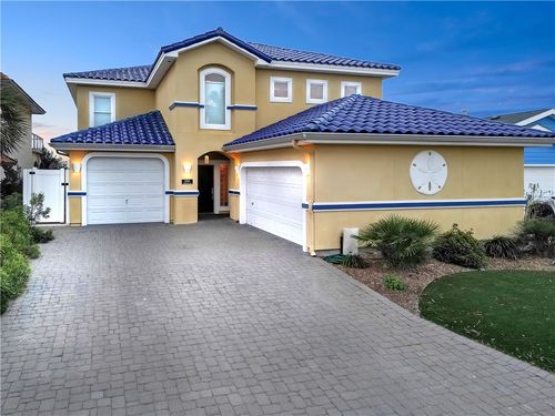 13945 Dasmarinas Dr, Corpus Christi, TX, 78418-6317 | Card Image